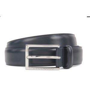Hugo boss barely worn black leather belt 110-42